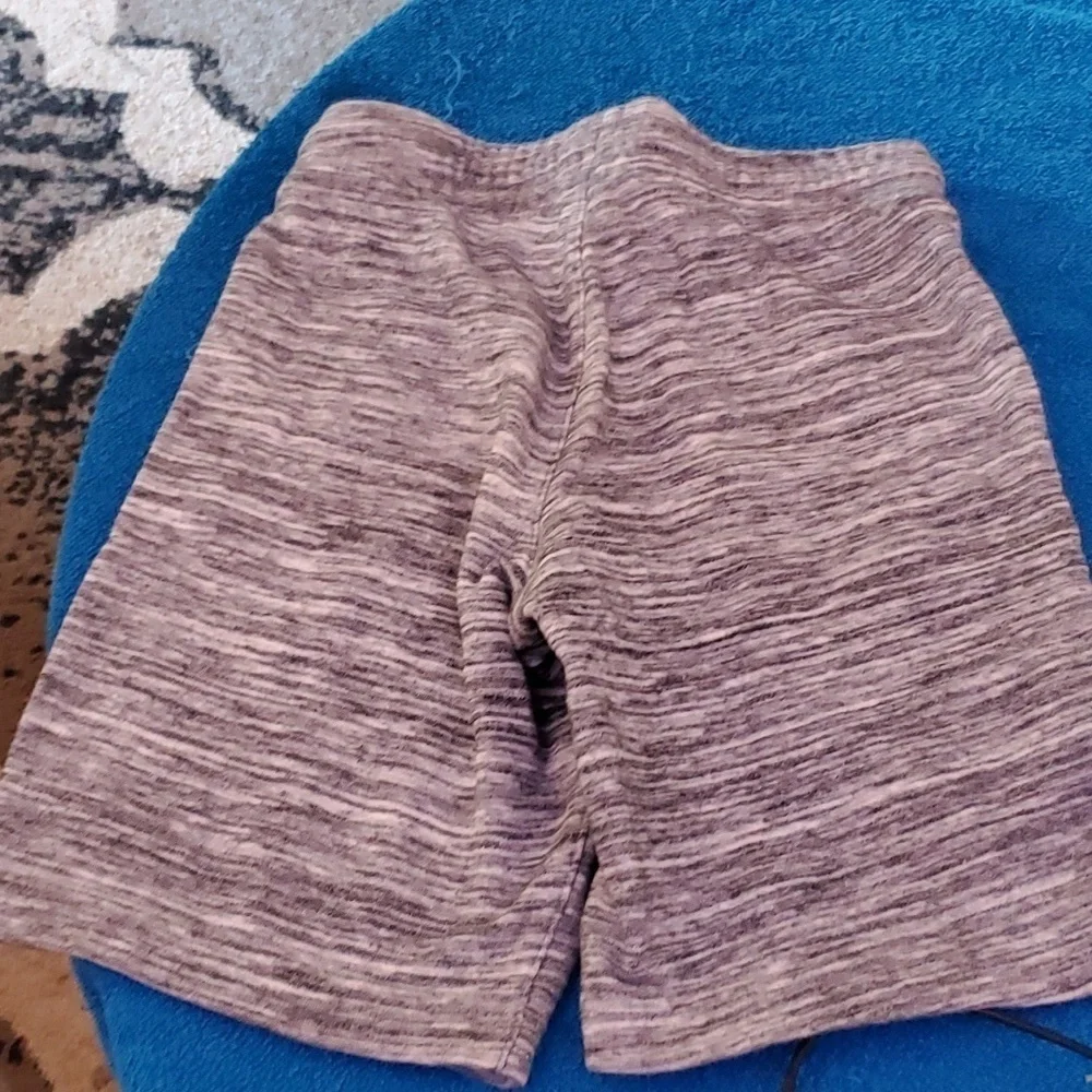 🐻    Old Navy Cotton  Shorts size M (8)